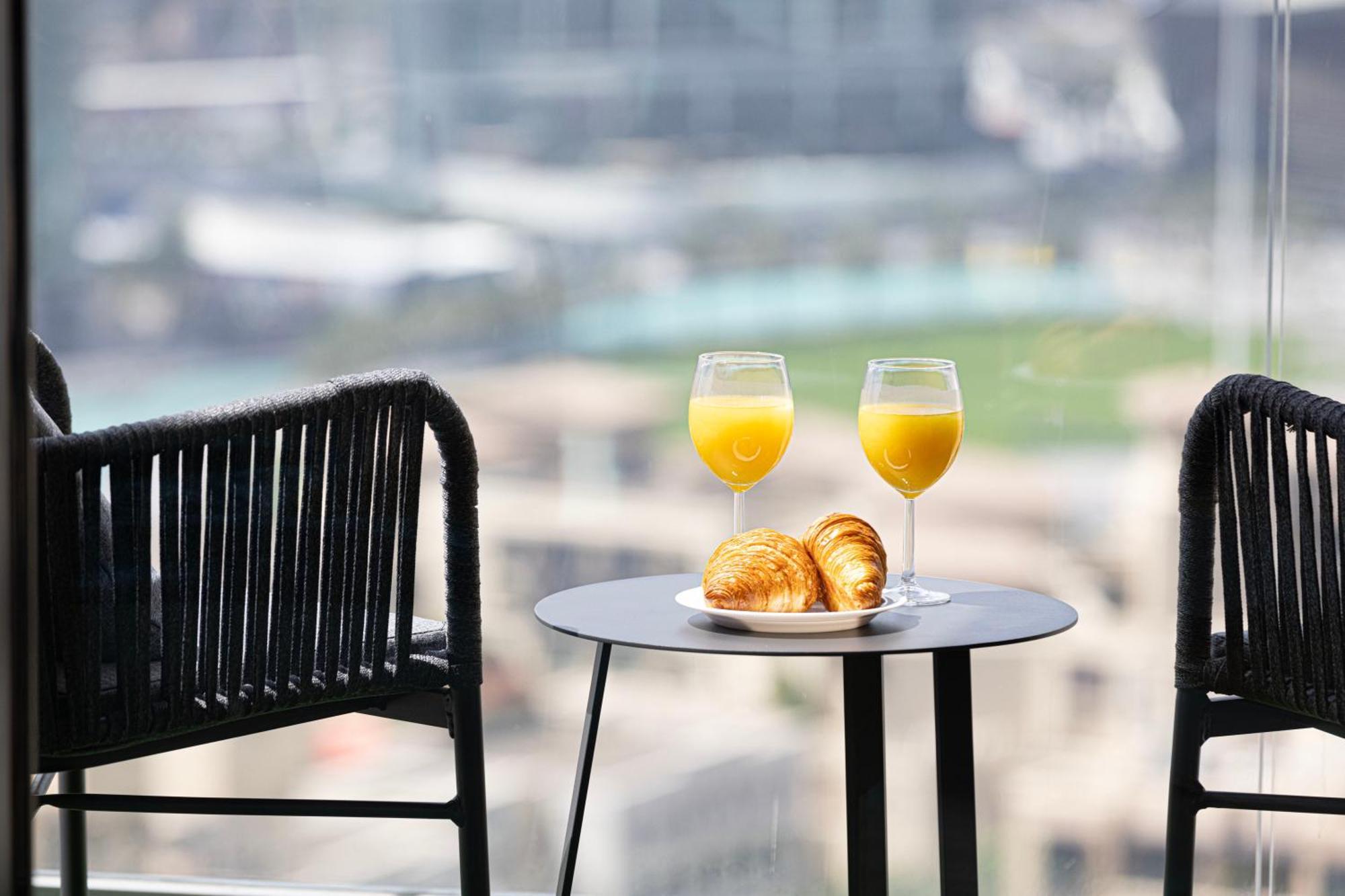 Smartstay At Burj Royale - Full Burj Khalifa View - Brand New Luxury Apartments Dubái Exterior foto