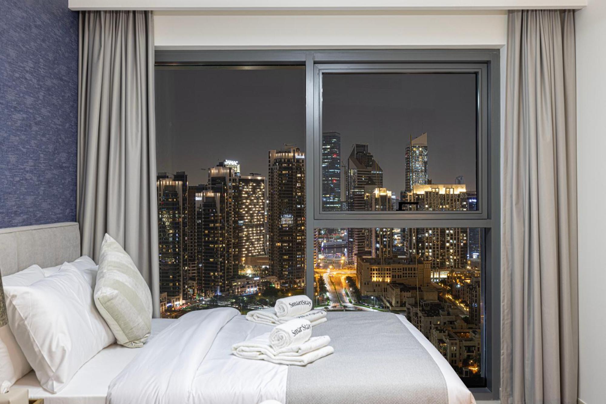Smartstay At Burj Royale - Full Burj Khalifa View - Brand New Luxury Apartments Dubái Exterior foto